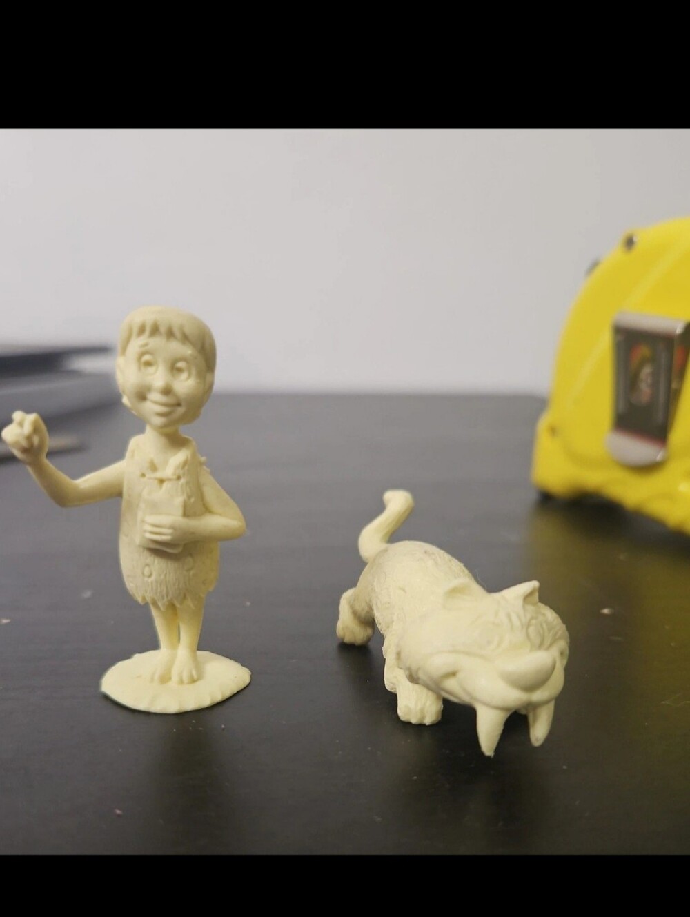 Vintage MARX 1960'S FLINTSTONES PLAYSET  Hanna Barbara Teacher & saber tooth